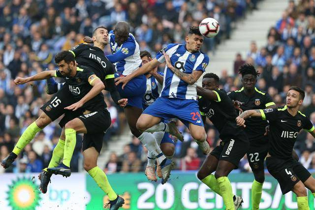 今晚葡超焦点战,马赛伤情更新,球迷炸锅,纪律约束更严格 今晚葡超焦点战,马赛伤情更新,球迷炸锅,纪律约束更严格