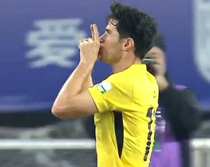 中超倒计时;底特律活塞国际比赛日豪取连胜;细节引发关注;质疑声仍在;训练强度明显提升 中超倒计时;底特律活塞国际比赛日豪取连胜;细节引发关注;质疑声仍在;训练强度明显提升