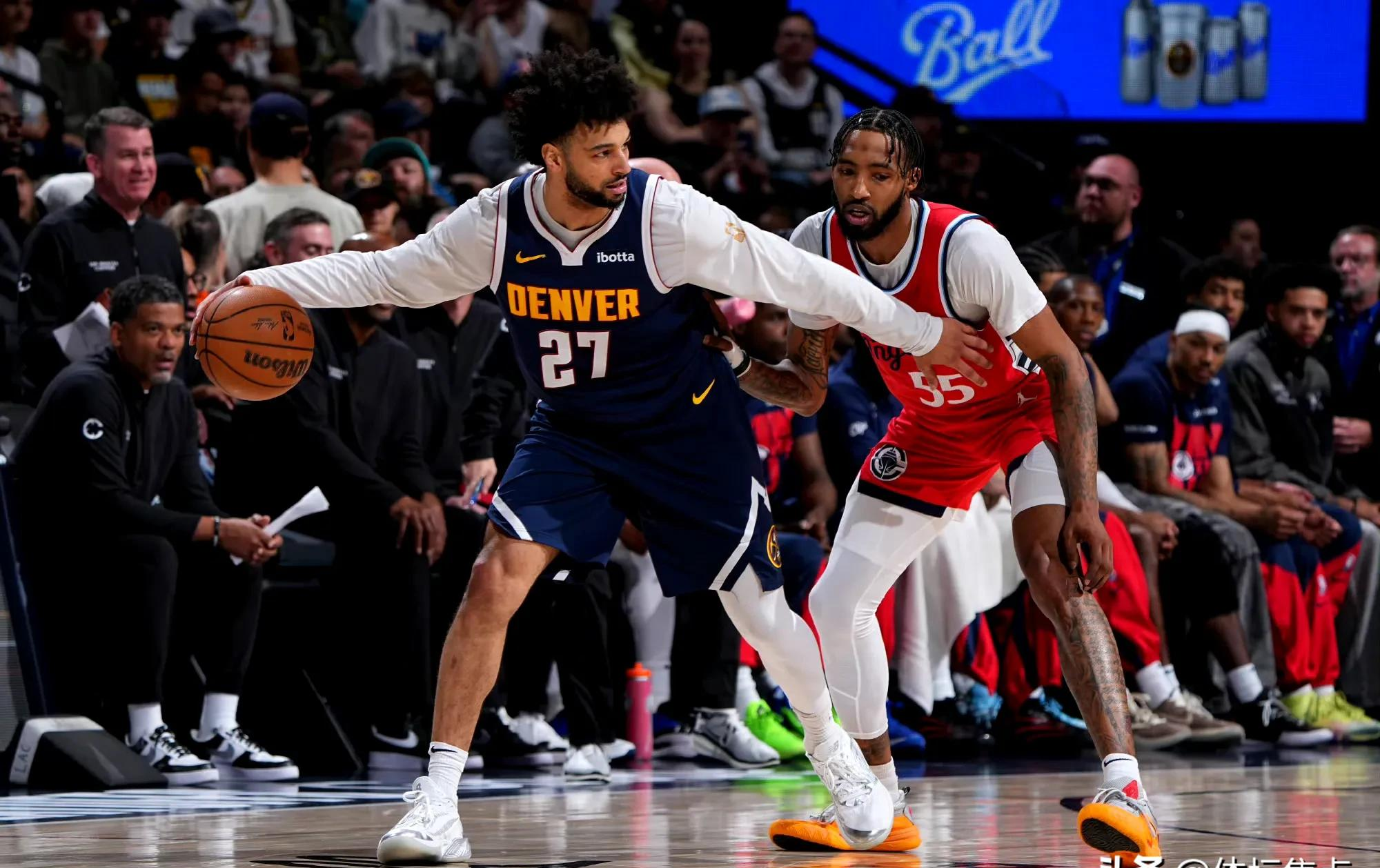 NBA季后赛倒计时，里昂冲刺阶段内部沟通，细节引发关注，目标明确，控场能力受关注