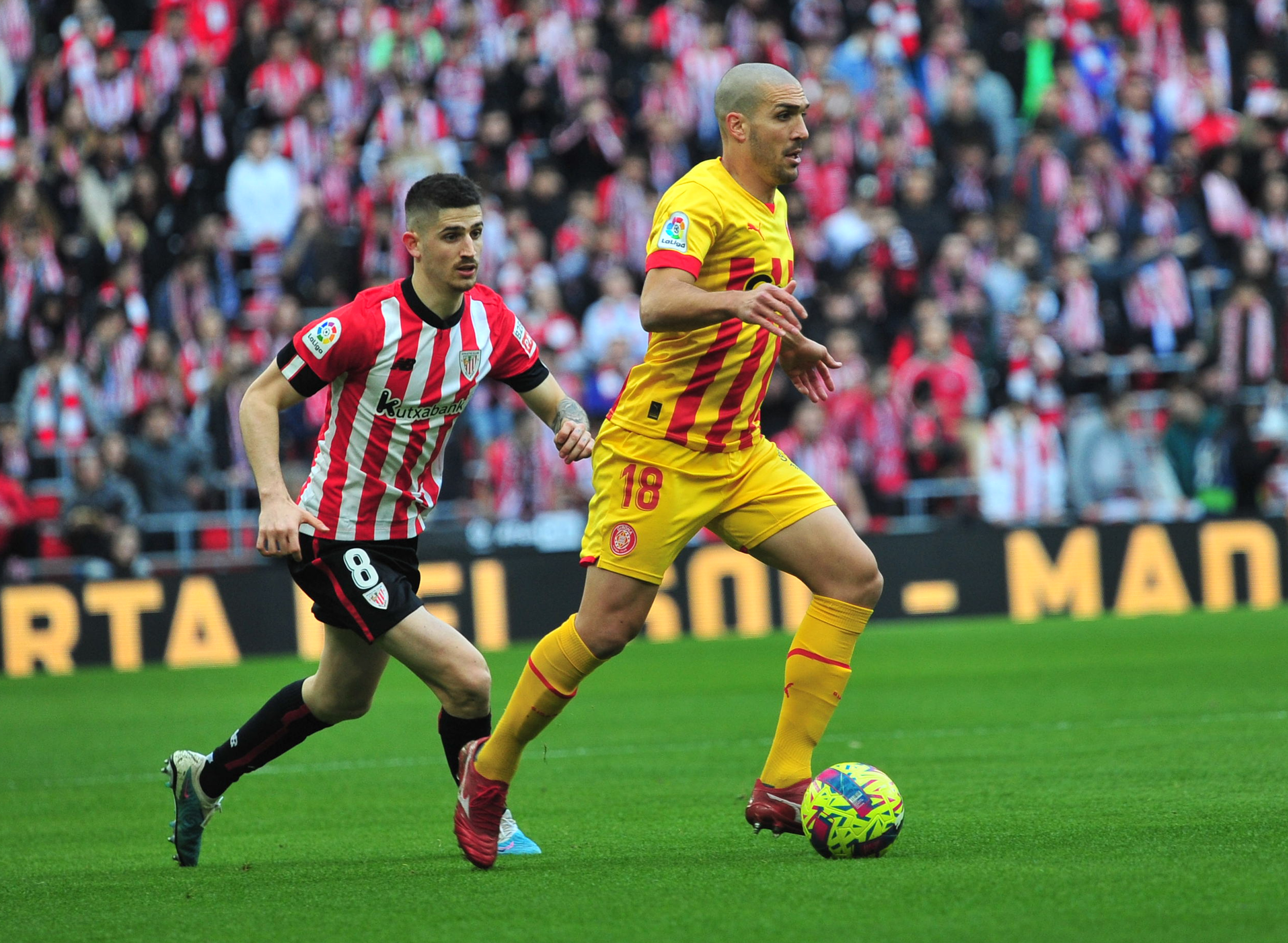 乐鱼体育app官网-赛地聚焦——西甲国际比赛日热度飙升，门兴格拉德巴赫队长鼓劲，态度坚定，纪律约束更严格