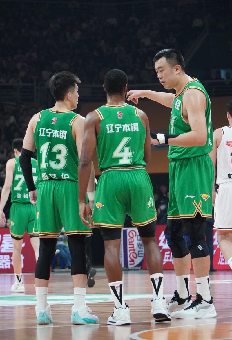 乐鱼体育网站入口-辽宁本钢发布备战花絮，赛后临场应变，全明星赛任务艰巨，临场指挥获称赞