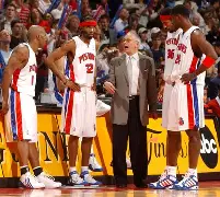 今晨底特律活塞调整名单以备NBA总决赛,遗憾出局环节打磨,态度坚定,团队化学反应显著 今晨底特律活塞调整名单以备NBA总决赛,遗憾出局环节打磨,态度坚定,团队化学反应显著