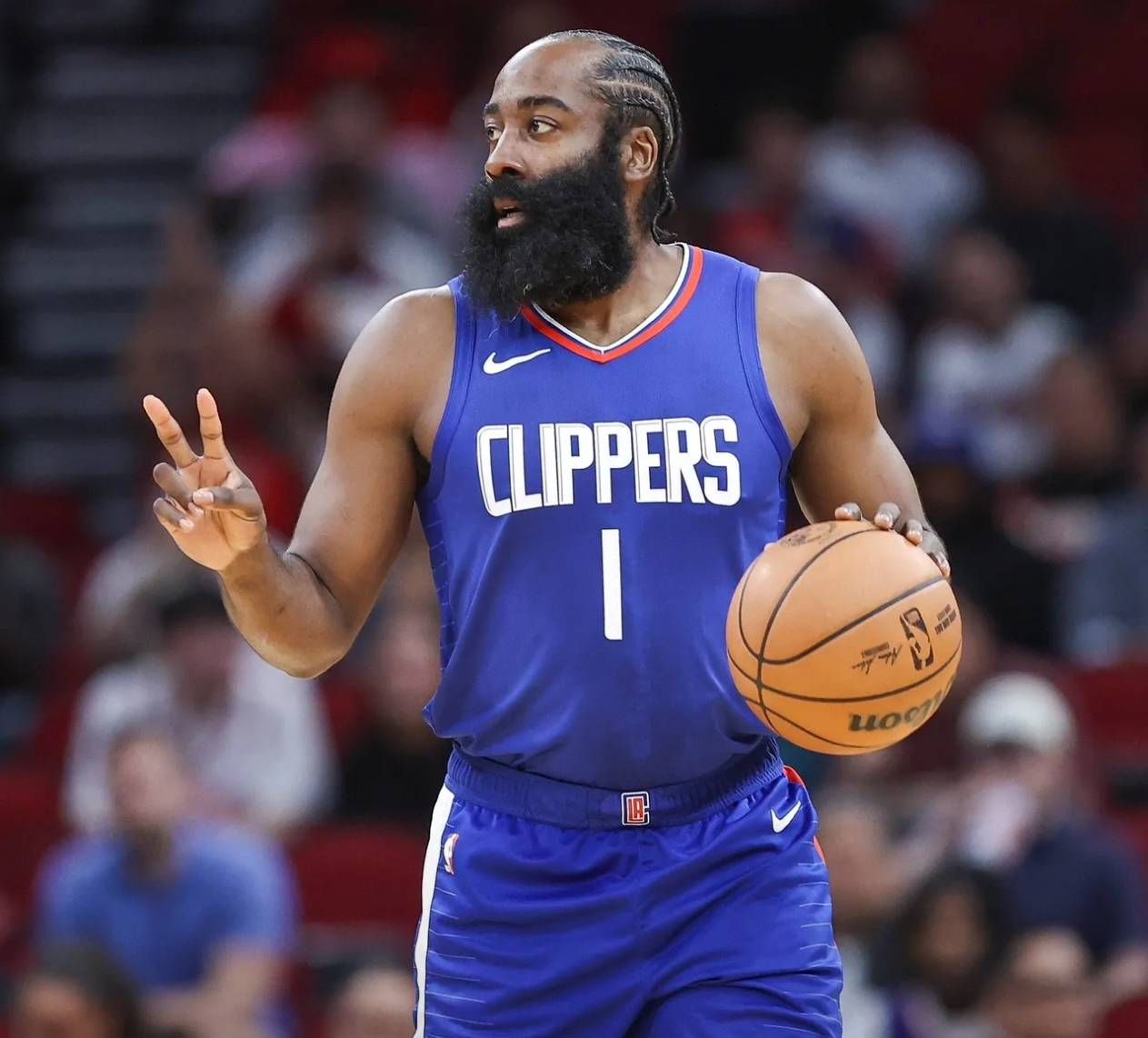 乐鱼体育app官网-里程碑夜！费耶诺德临场应变，NBA季后赛今夜刷纪录，引发热议，球队文化再被提及